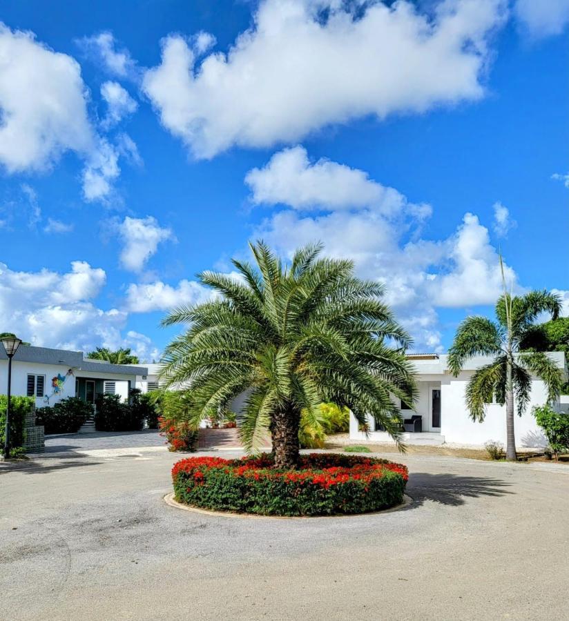 Winstonvalley Resort Willemstad Exterior photo